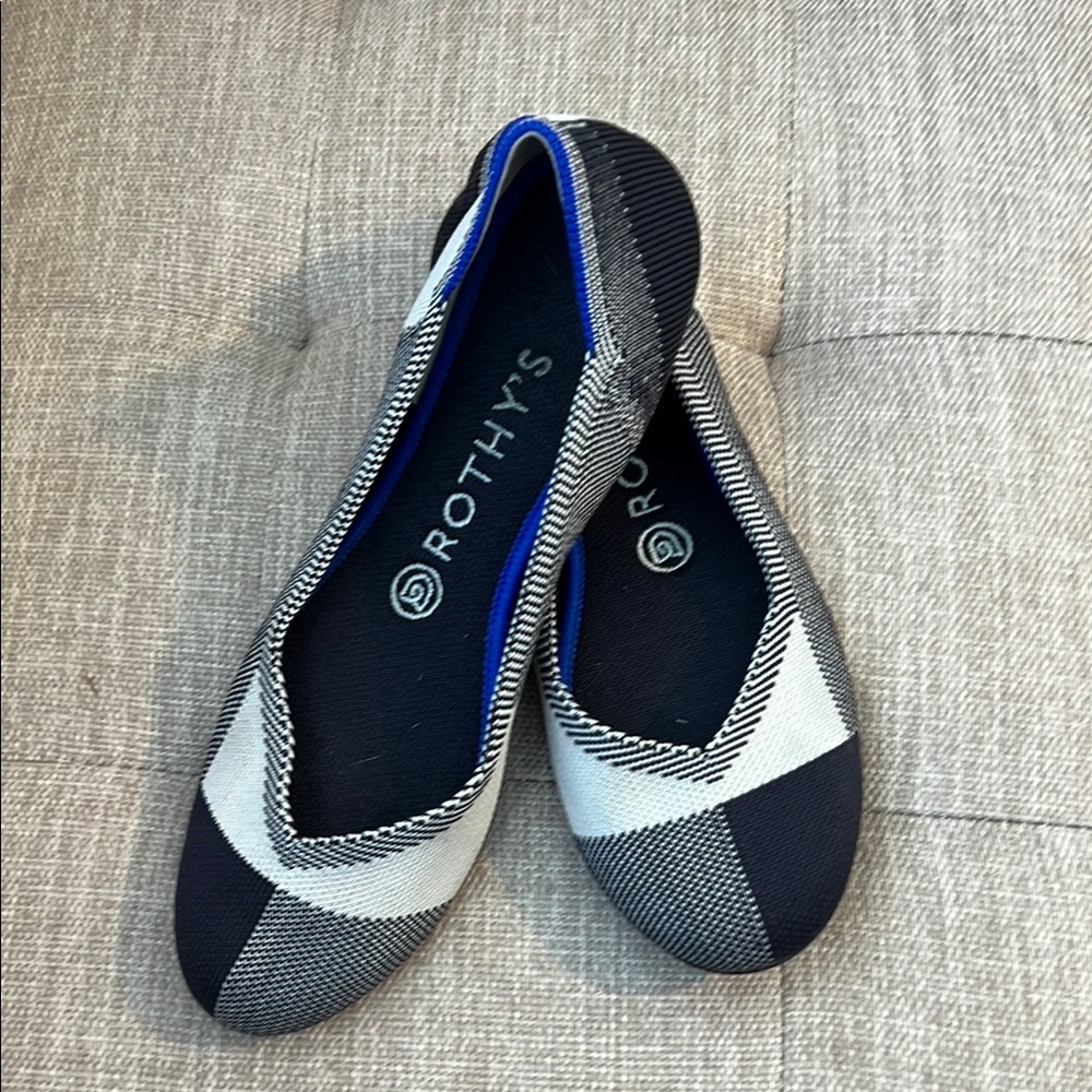 Rothy's Women's Black and Gray Patterned Flats